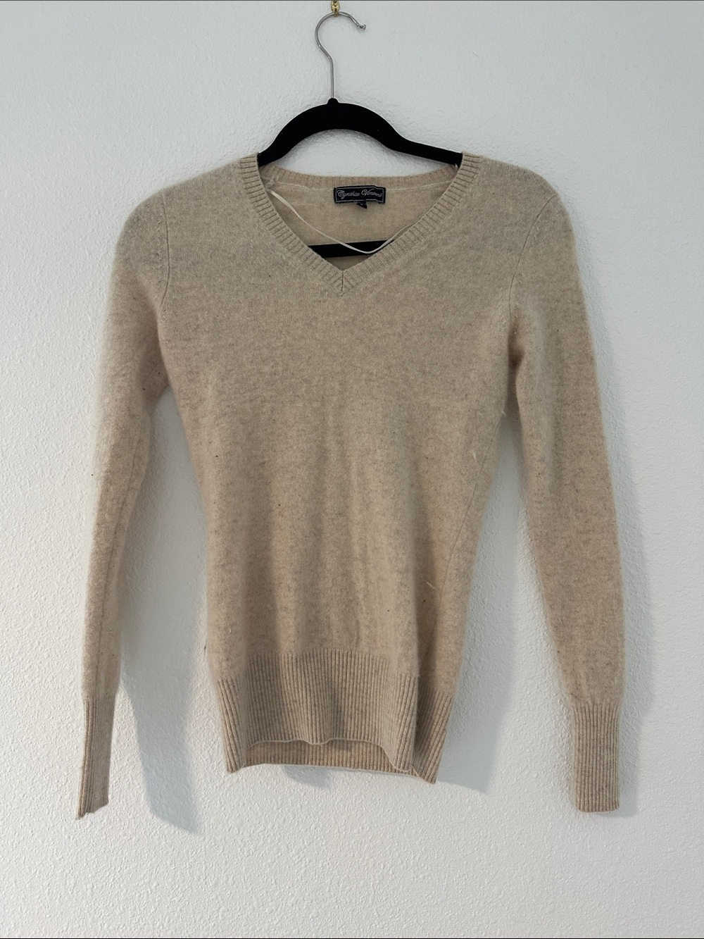 Cynthia Vincent 100% Cashmere sweater